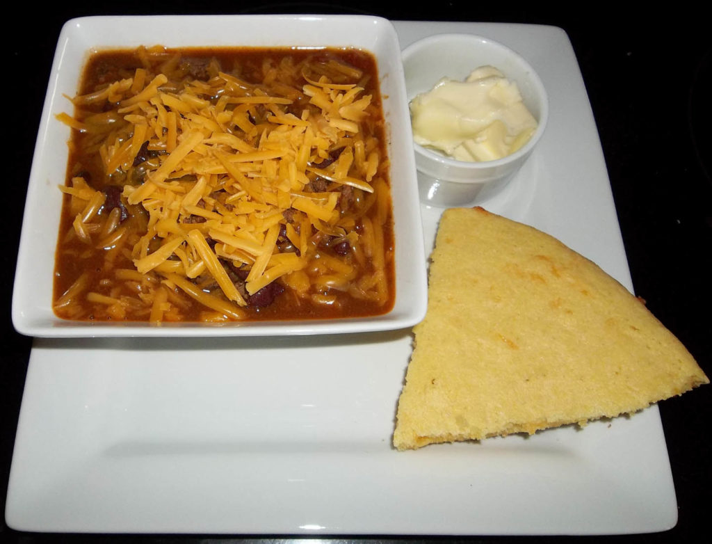 chili bens and cornbread