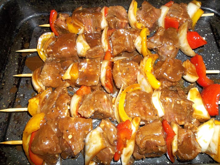 beef kebobs raw